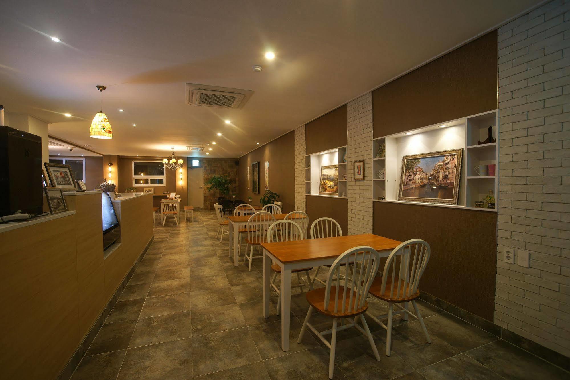Orange Tree Hotel Jeju Exteriör bild